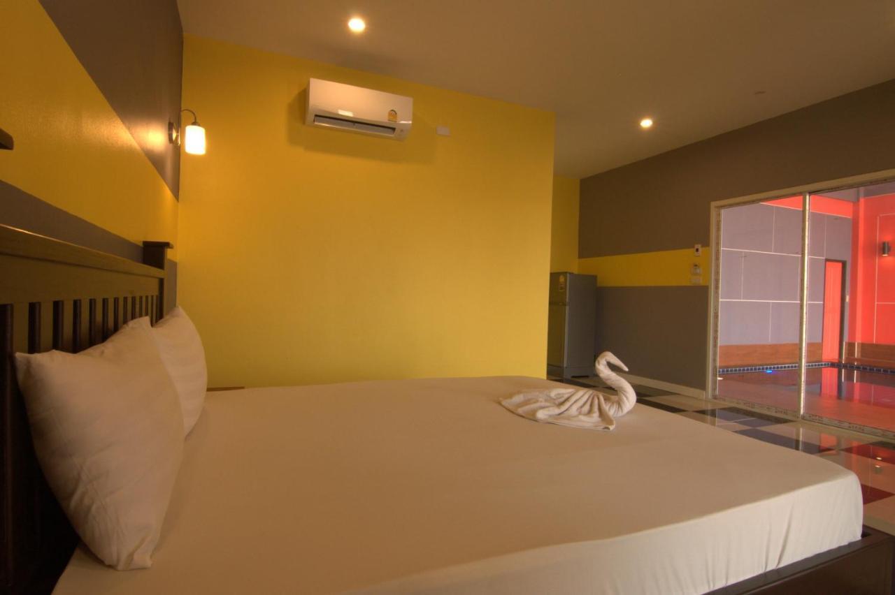 The Palm Resort Kampeang Saen Nakhon Pathom Exterior photo